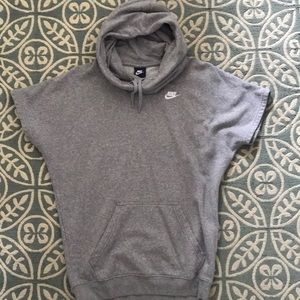 Gray Nike Short Sleeve Hoodie (Size: XS)
